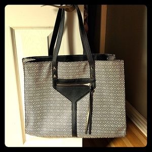 Stella and Dot book or work bag