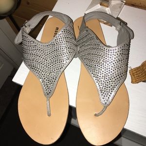 Sz 10 Madden Girl Silver Sparkly Sandals, EUC