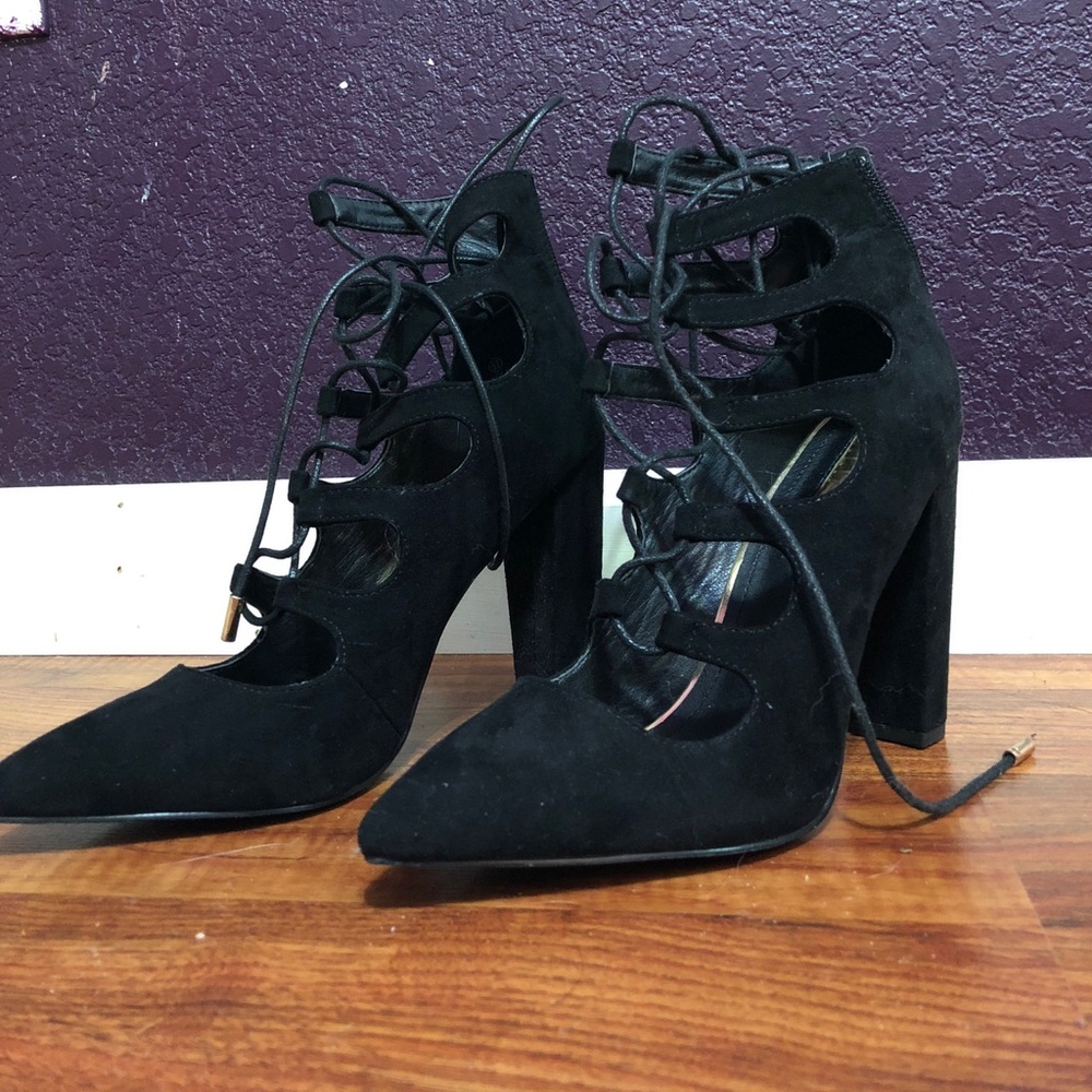 Forever21 Liliana Lace up heels. Worn once !