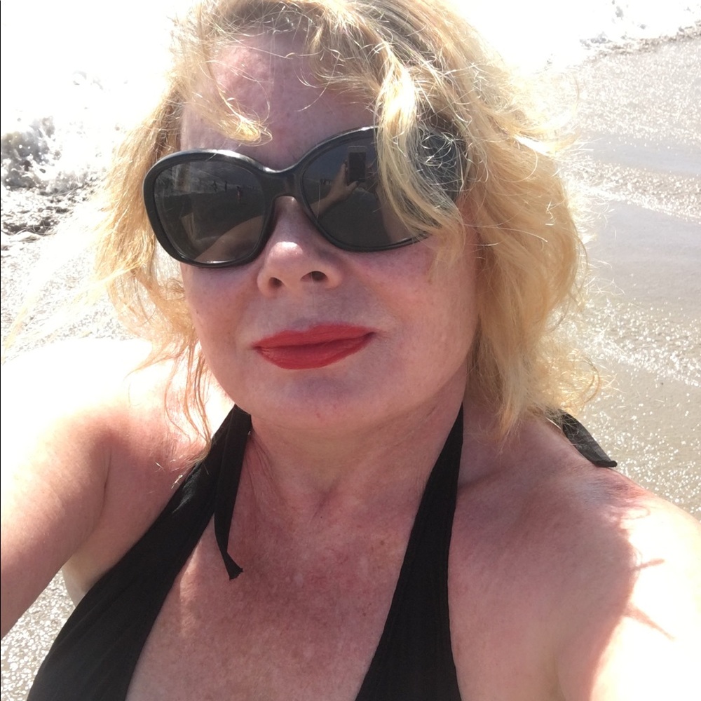 Meet your Posher, Deborah k