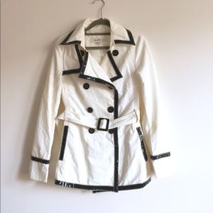 Laundry White Woman’s raincoat.