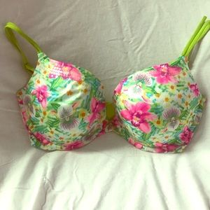 Victoria's Secret Very Sexy Push Up 34DD