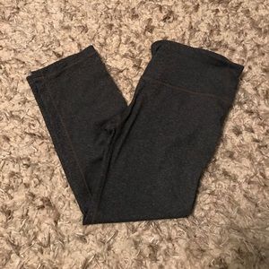 GapFit gFast gray capri pants