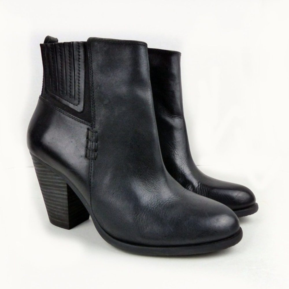 Vince Camuto Leather Bootie