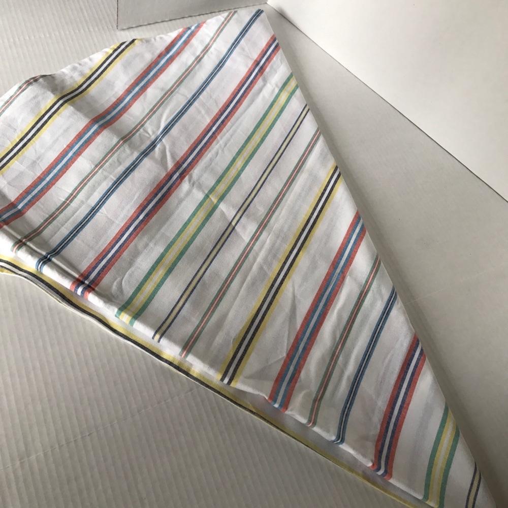 Target 🎯 Round Table Cloth 35in dia. STRIPES