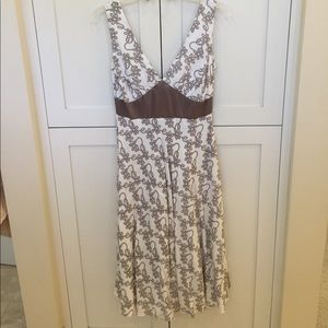 Beautiful Innuendo V-necked Dress with Satin Bust