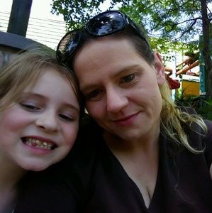 Meet your Posher, Amie