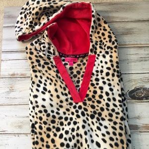 BETSEY JOHNSON plush pajama dress!❤️