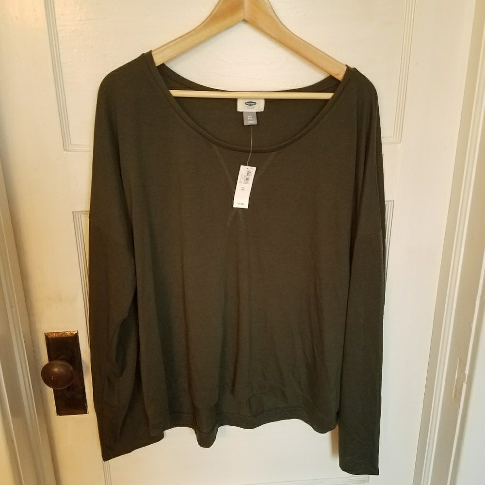 Old Navy XXL hunter green tee