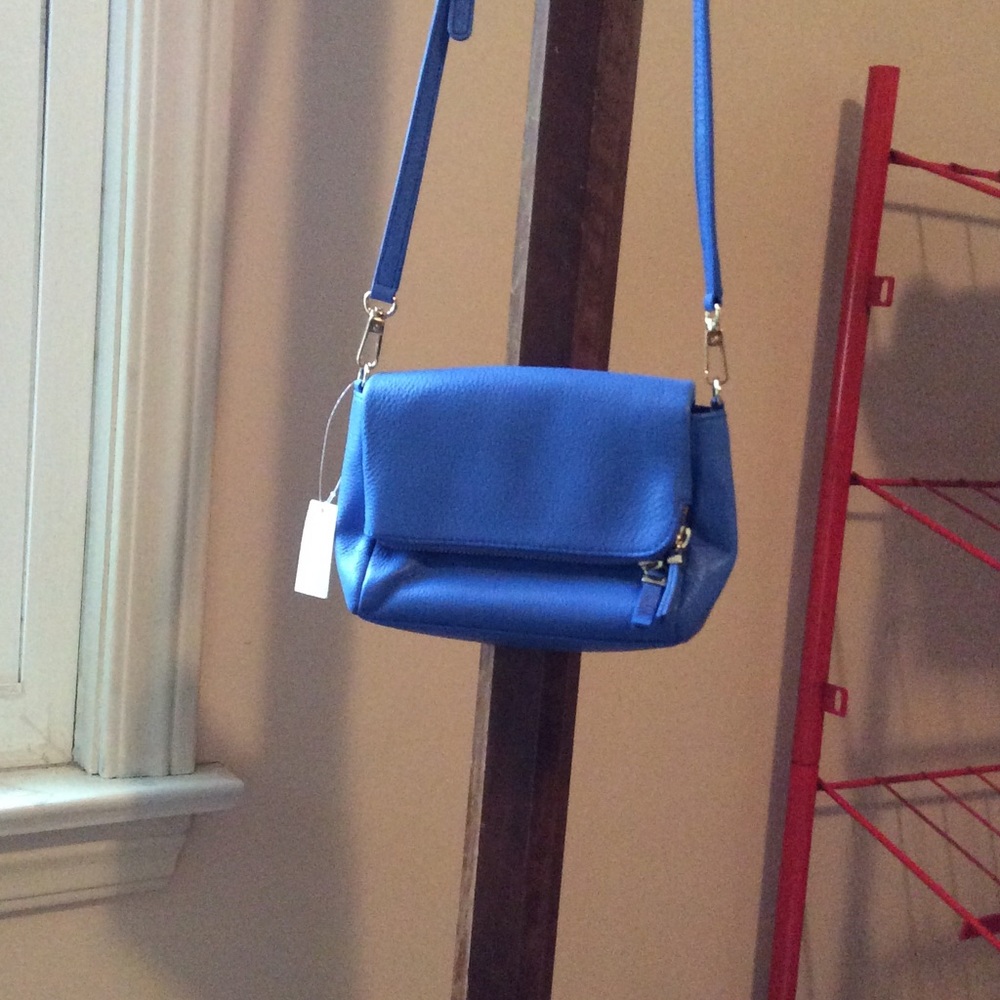 Cross body purse