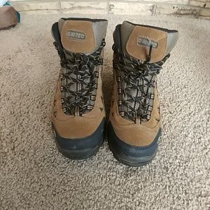 *Last chance* Mens hiking boots