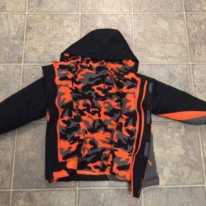 Boys size 3t winter coat