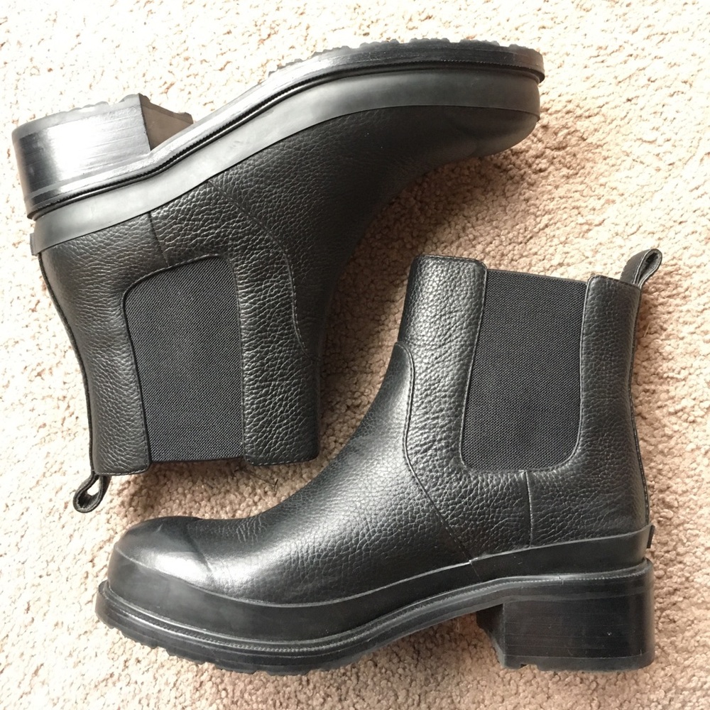 Hunter Wellington Chelsea Boots