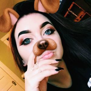 Meet your Posher, Paige