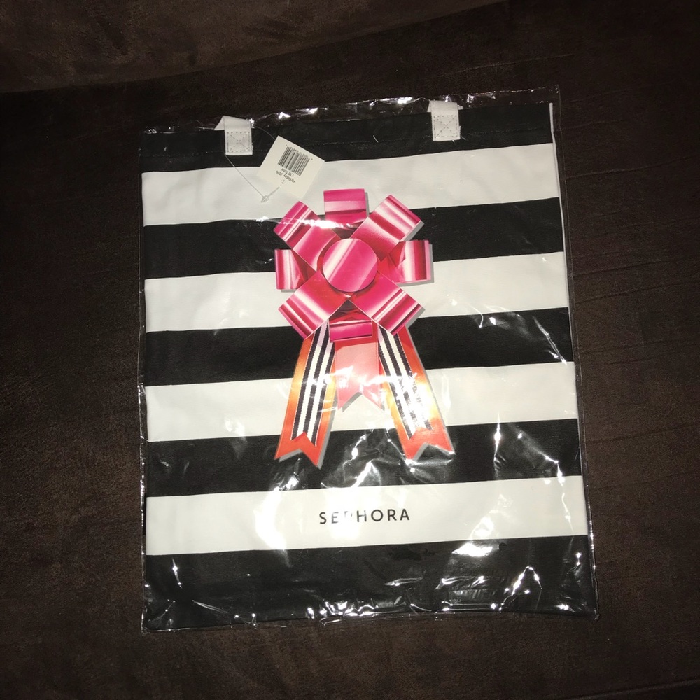 Sephora Rouge Bag - Picture 2 of 3