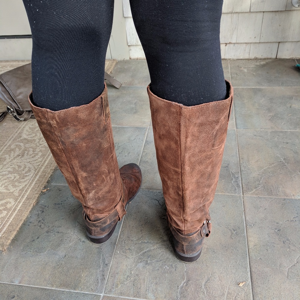 Dolce Vita distressed suede boots - Picture 4 of 4
