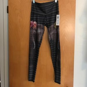 Tweaking Hot Pant with elephants and flowers