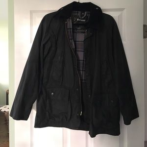 Black Barbour Beadnell jacket perfect for fall