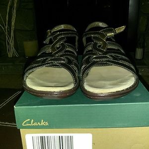 Worn once comfy sandals