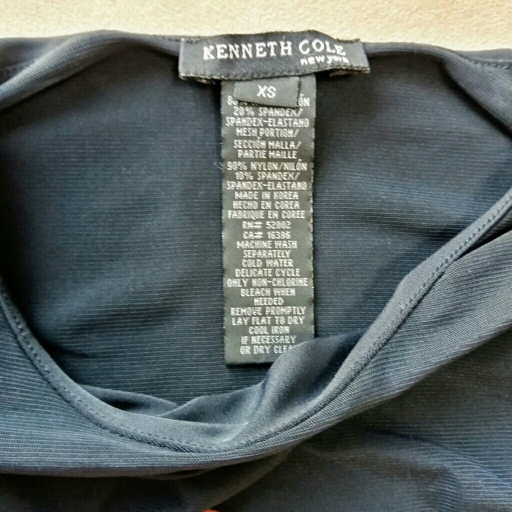 Kenneth Cole Ruched Fitted Shell - Picture 4 of 4