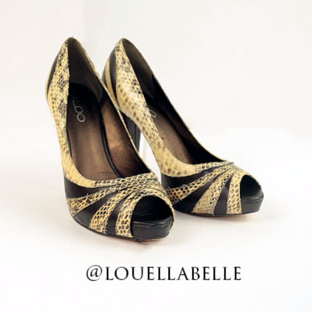 Aldo Peep Toe Snake Skin Pump Size 7