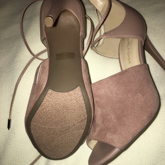 Marc Fisher Rylin Stiletto - Picture 2 of 4