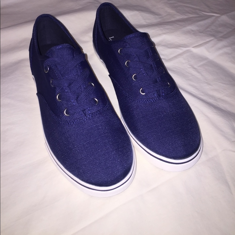 New in Box Ralph Lauren Jaelyn Sneaker, size 8.5