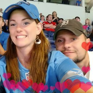 Meet your Posher, Elisha