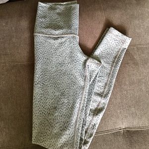 LULULEMON leopard wunder unders full length size4