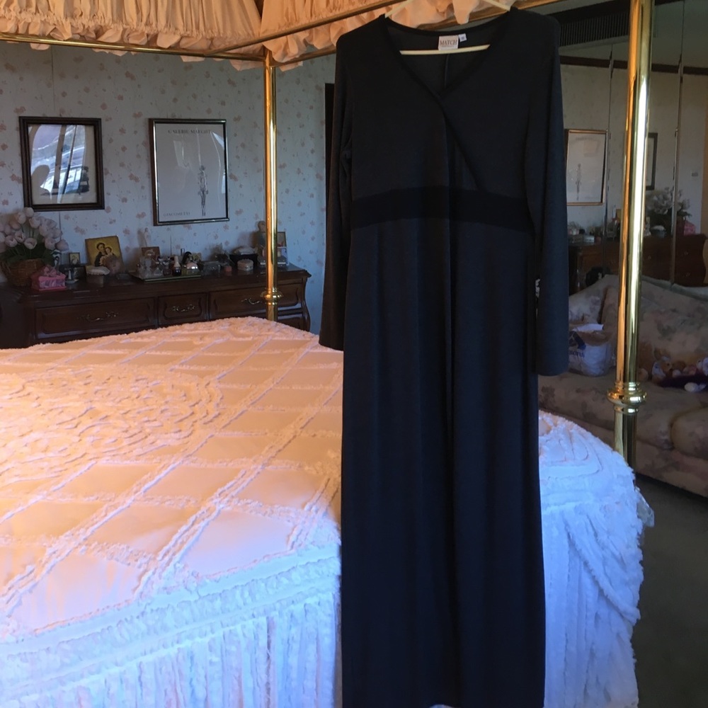 Comfortable straight line dress
