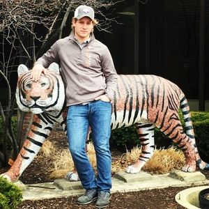 Meet your Posher, Jonathan