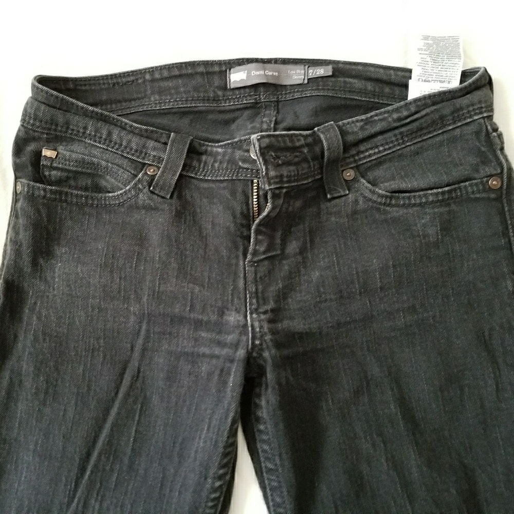 Levi's 505 Straight Leg in Black