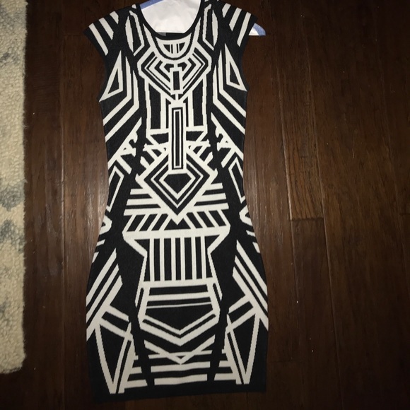 Very cute flattering Bardot dress - Picture 1 of 2