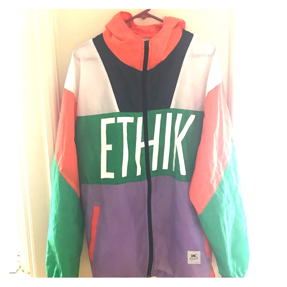 Windbreaker hood says 1990