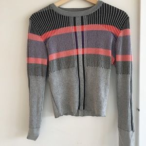 Super cute cropped Topshop sweater