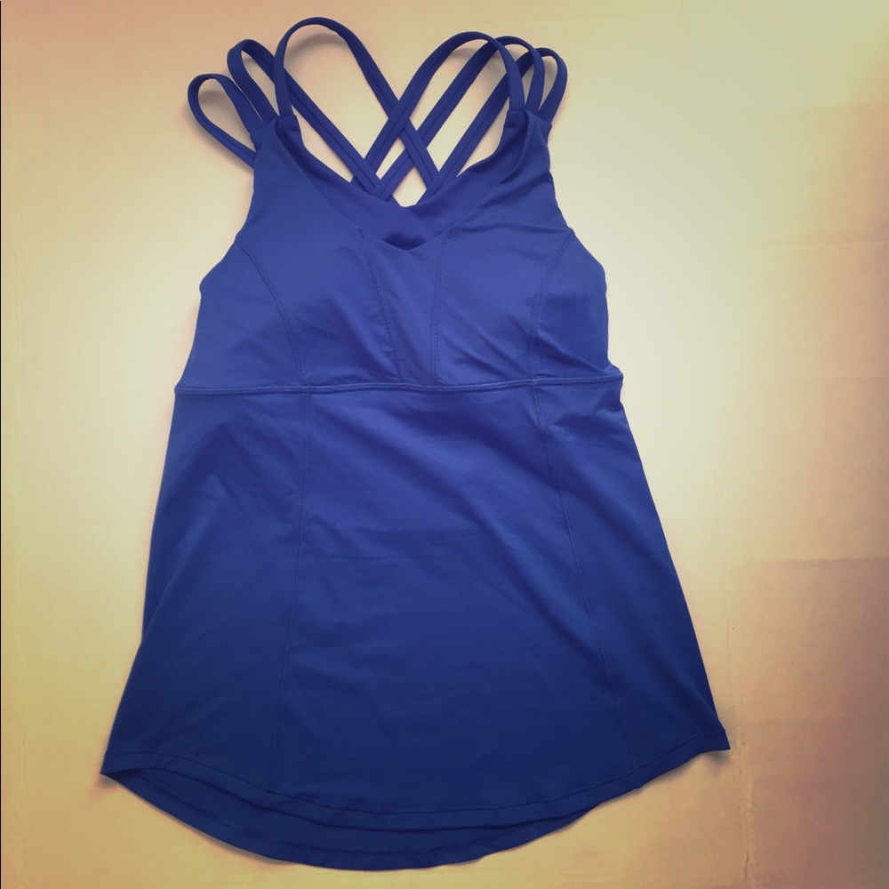 Lululemon top