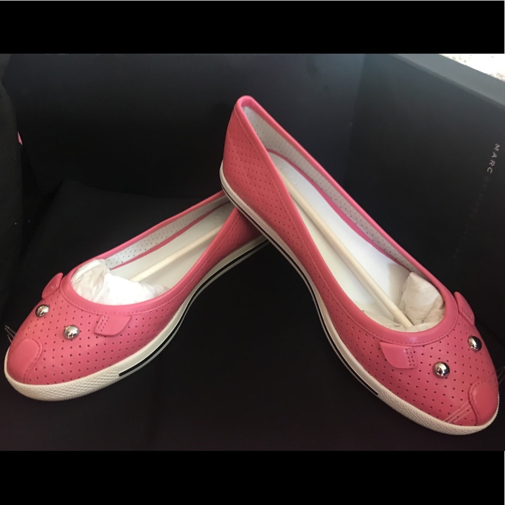 Marc by Marc Jacobs flat - free tote with putchase