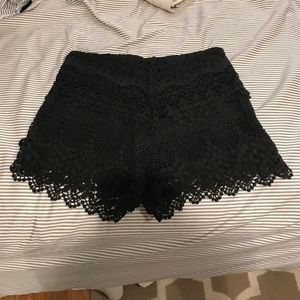 Fancy black shorts - high wasted size 4