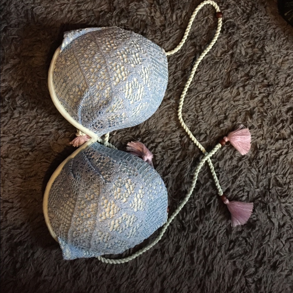 Victoria secret bathing suit top size 36 DD☺️