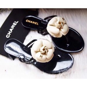⚡️FINAL PRICE CUT⚡️CHANEL Camelia Sandals