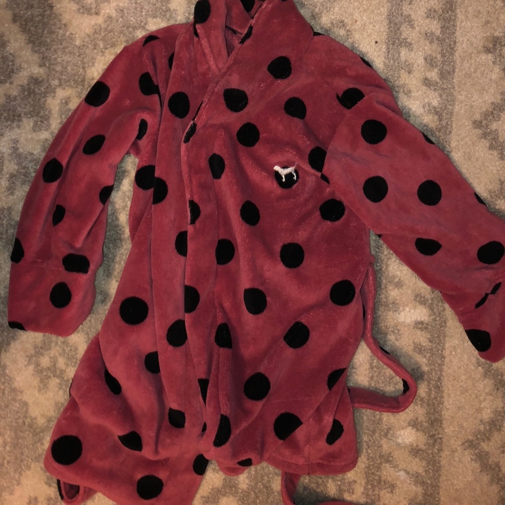 VS Pink cozy robe