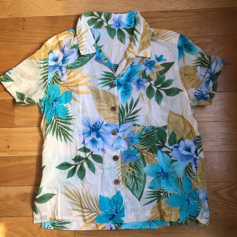 Hawaiian Shirt 🌺
