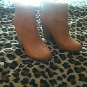 Cognac Boots With Stacked Heel