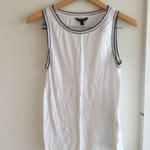 Super sporty and fun banana republic tennis top