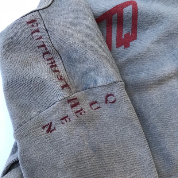 One of a Kind- Hand-Painted by FTQ Graphic T Small - Picture 4 of 7