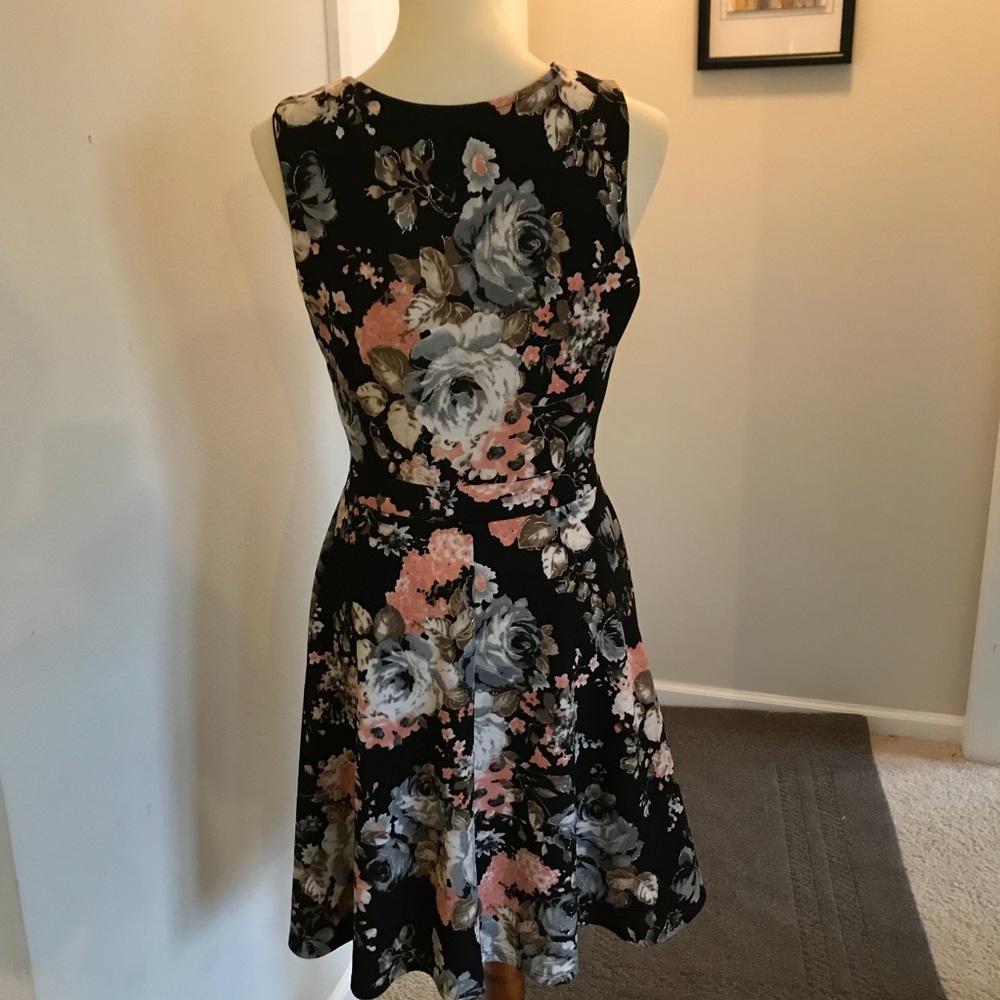 Hail3y:23 Stitch Fix floral fit and flair dress
