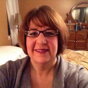 Meet your Posher, Hallie