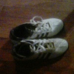 Addis shoes