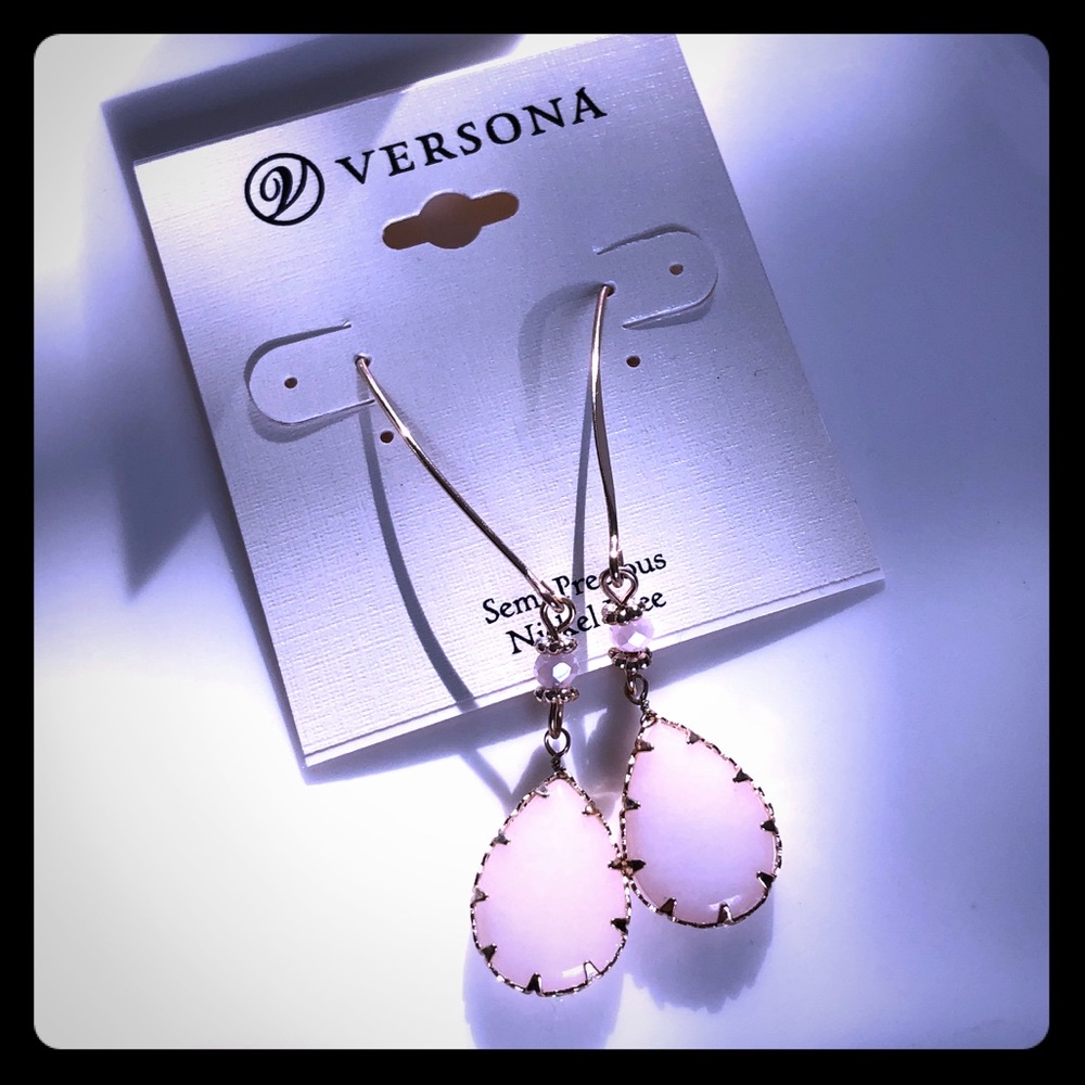 NEW Pink Teardrop Fashion Earrings