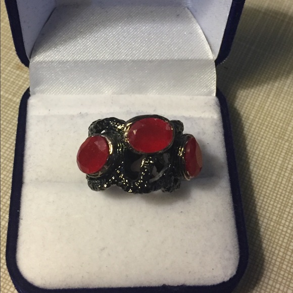 Beautiful design stylish ruby ring - Picture 2 of 8